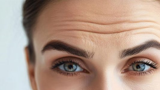 بررسی روش‌های از بین بردن چروک پیشانی در مجله دکتر غرابی