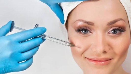 بررسی روش‌های برجسته کردن گونه در مجله دکتر غرابی