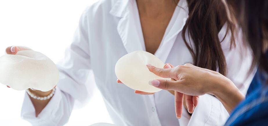 بررسی انواع مدل پروتز سینه در مجله دکتر غرابی